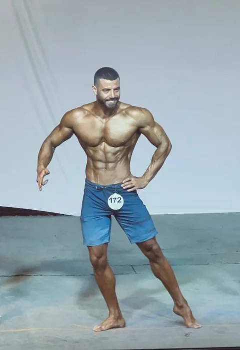 جعفر سعد على مسرح كمال الأجسام